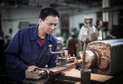 劳动者之歌-车间工人师傅