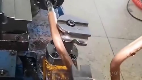 实拍工厂机械加工过程：金属艺术的震撼之旅