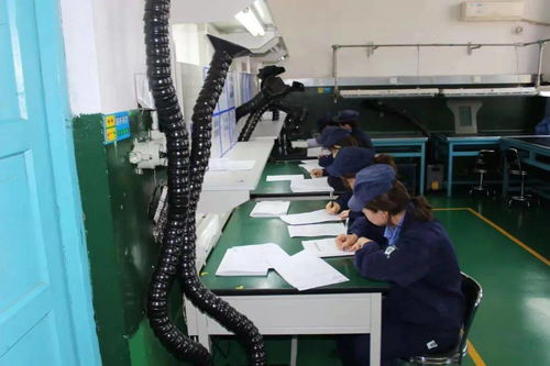 开工啦 特能集团庆华公司领导深入一线慰问机械加工员工